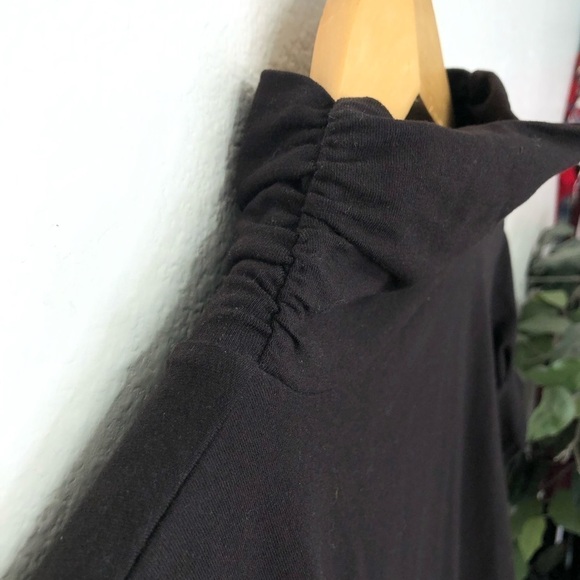 Kenneth Cole Brown Turtleneck Ruched Maternity Top - Picture 4 of 6